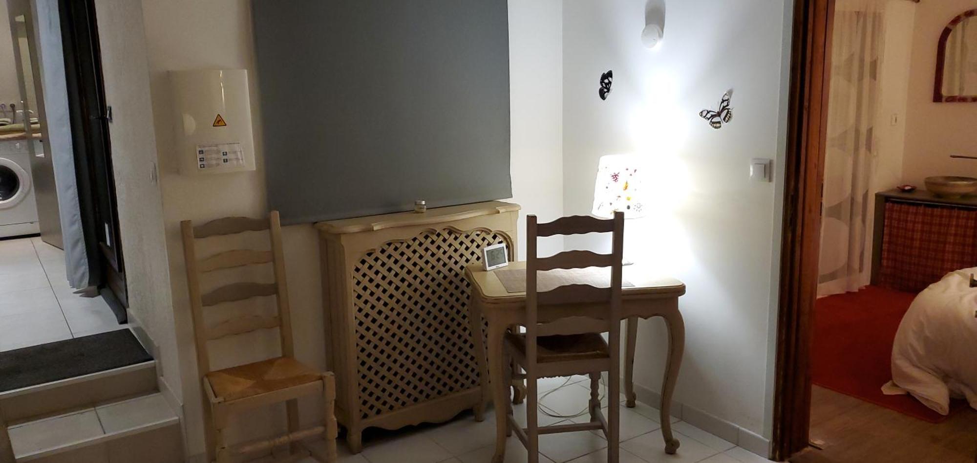 尼穆菲思乡间度假屋 克雷西拉沙佩勒 外观 照片